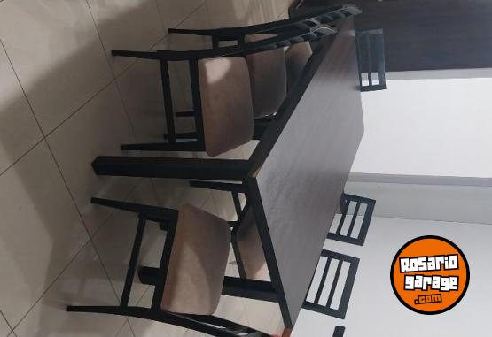 Hogar - Vendo mesa con sillas - En Venta