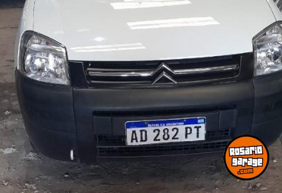 Utilitarios - Citroen Berlingo furgn hdi 2018 Diesel 150000Km - En Venta