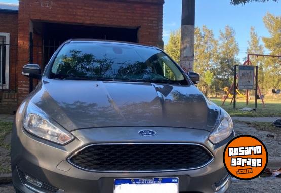 Autos - Ford Focus SE plus 2.0 2017 Nafta 89000Km - En Venta