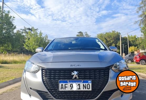 Autos - Peugeot 208 2023 Nafta 22610Km - En Venta