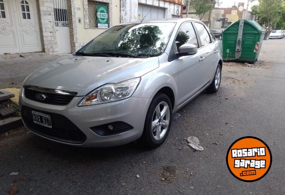 Autos - Ford Focus Bora 408 Cruze 2011 Nafta 145000Km - En Venta