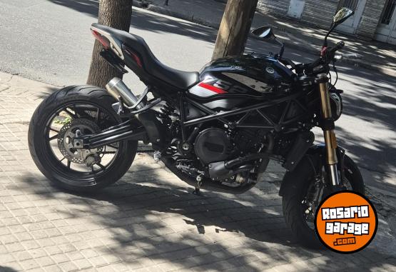 Motos - Benelli 752s 2023 Nafta 8500Km - En Venta