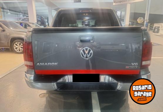 Camionetas - Volkswagen AMAROK V6 EXTREME 258CV 2021 Diesel 115000Km - En Venta