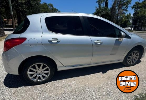 Autos - Peugeot 308 2015 Diesel 140000Km - En Venta