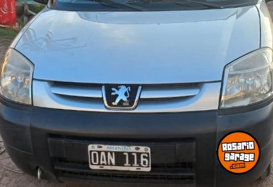 Utilitarios - Peugeot Parnert 2014 GNC 160000Km - En Venta