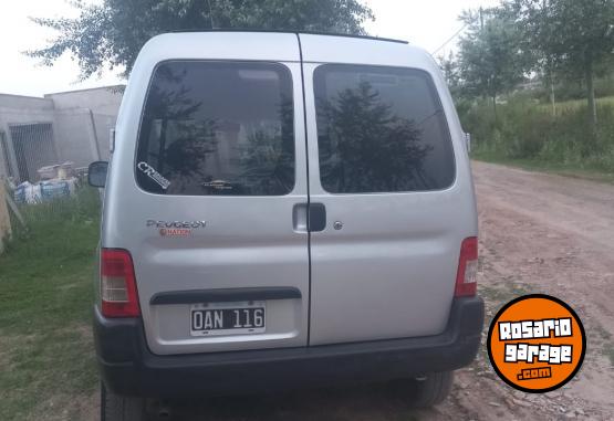 Utilitarios - Peugeot Parnert 2014 GNC 160000Km - En Venta