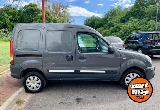 Utilitarios - Renault Kangoo 2010 Nafta 210000Km - En Venta