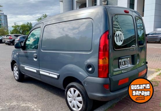 Utilitarios - Renault Kangoo 2010 Nafta 210000Km - En Venta