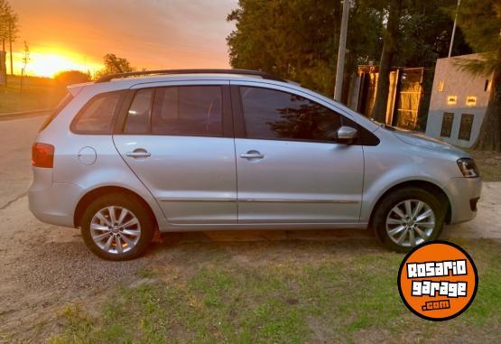 Autos - Volkswagen Suran 2010 Nafta 126000Km - En Venta