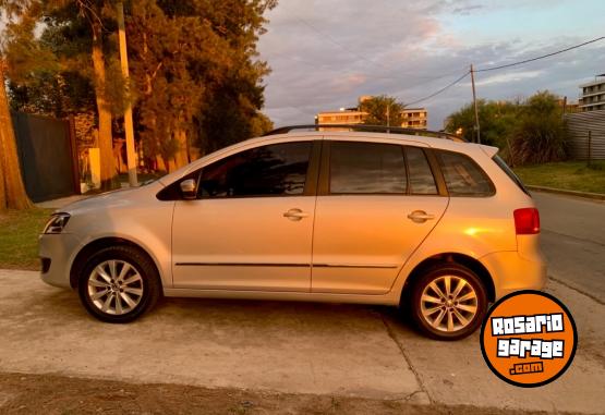 Autos - Volkswagen Suran 2010 Nafta 126000Km - En Venta