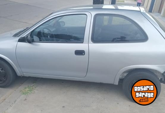 Autos - Chevrolet CORSA 1.4 GL 3 PUERTAS 1996 GNC 180000Km - En Venta