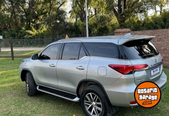 Camionetas - Toyota Sw4 srx 2019 Diesel 290000Km - En Venta