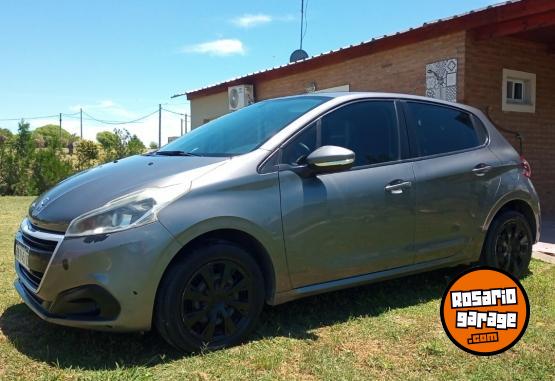 Autos - Peugeot Active 1,5 2016 Nafta 136000Km - En Venta