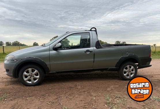 Camionetas - Fiat Strada trekking 2013 Nafta 150000Km - En Venta