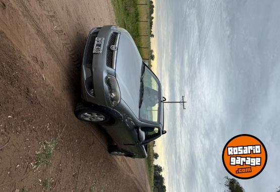 Camionetas - Fiat Strada trekking 2013 Nafta 150000Km - En Venta