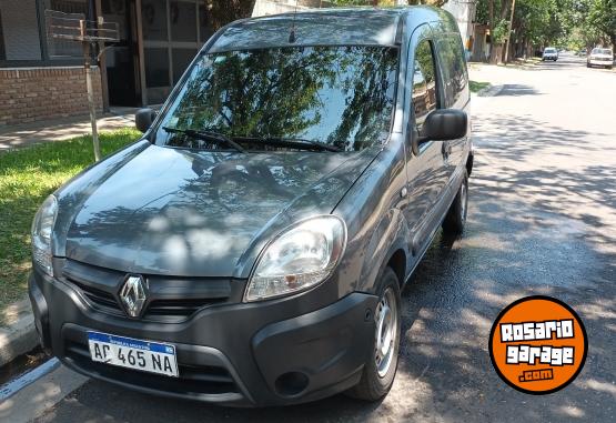 Utilitarios - Renault Kangoo 2018 GNC 120000Km - En Venta