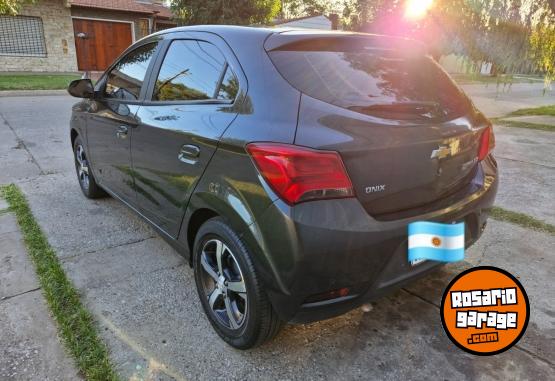 Autos - Chevrolet Onix LTZ 2018 Nafta 61000Km - En Venta