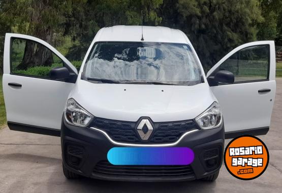 Utilitarios - Renault Kangoo 2023 Nafta 19455Km - En Venta