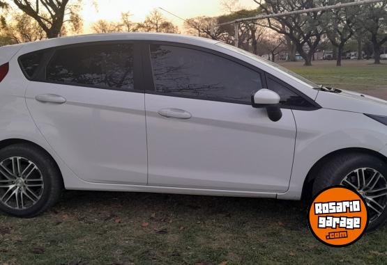 Autos - Ford Fiesta 2015 Nafta 95000Km - En Venta