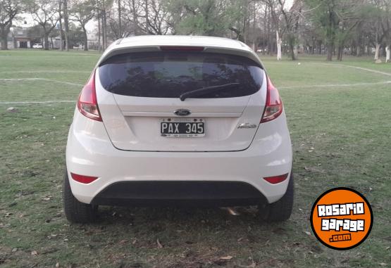 Autos - Ford Fiesta 2015 Nafta 95000Km - En Venta