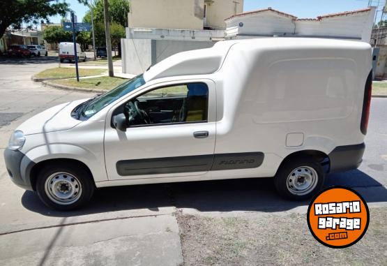 Utilitarios - Fiat Fiorino furgon 2019 Nafta 47000Km - En Venta