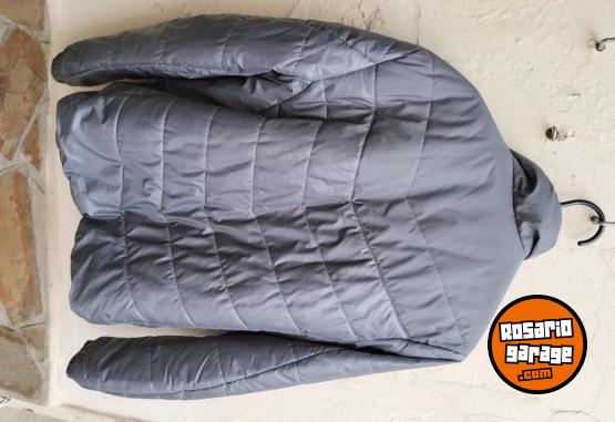 Indumentaria - Campera Adidas original - En Venta