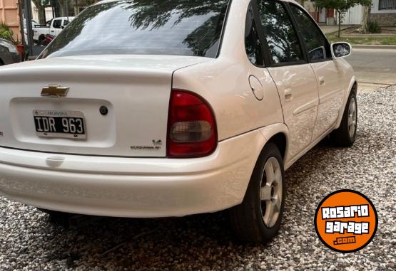 Autos - Chevrolet Corsa Classic GLS 2009 Nafta 250000Km - En Venta