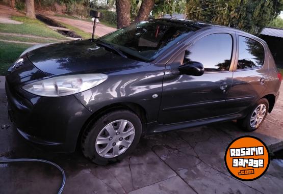 Autos - Peugeot 207 Compact 1.4 XR 5P 2010 Nafta 194500Km - En Venta