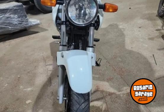 Motos - Honda Twister 2014 Nafta 42000Km - En Venta