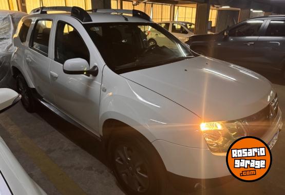 Autos - Renault Duster 2019 GNC 100000Km - En Venta