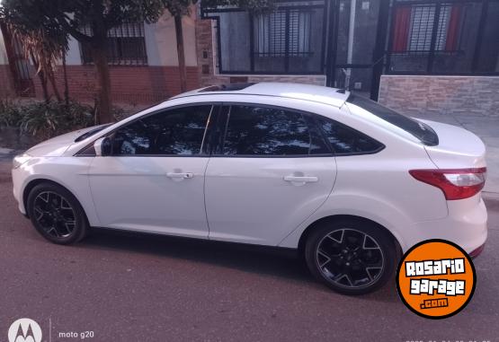 Autos - Ford Focus 2014 Nafta 170000Km - En Venta