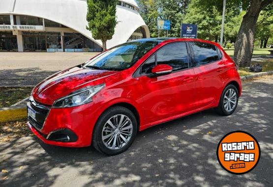 Autos - Peugeot 208 2019 Nafta 56000Km - En Venta