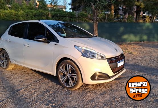 Autos - Peugeot 208 GT 2018 Nafta 100000Km - En Venta