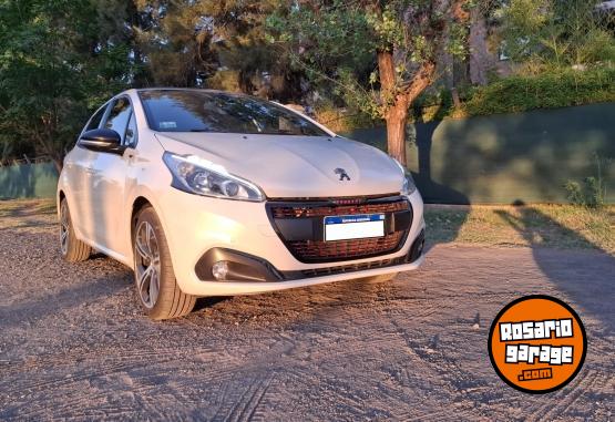 Autos - Peugeot 208 GT 2018 Nafta 100000Km - En Venta