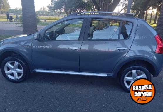 Autos - Renault Sandero stepway impecable 2010 Nafta 130000Km - En Venta