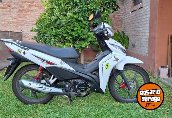 Motos - Honda Wave 2022 Nafta 7800Km - En Venta