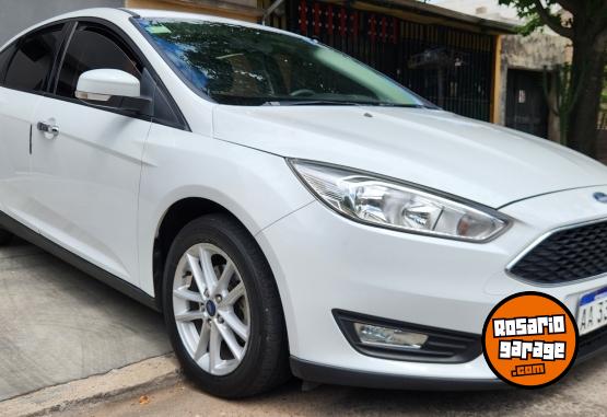 Autos - Ford Focus 1.6 S 2016 Nafta 113000Km - En Venta