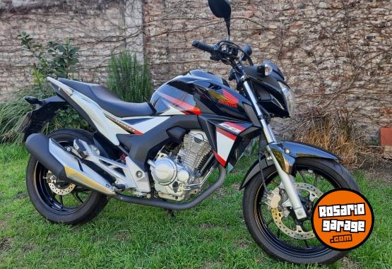 Motos - Honda Twister CB 250 2019 Nafta 4000Km - En Venta