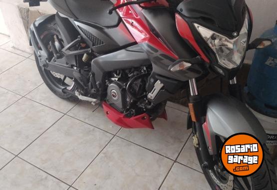 Motos - Bajaj 2021 Rouser ns 200 impeca 2021 Nafta 2600Km - En Venta