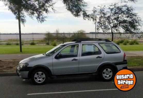 Autos - Fiat Adventure 1.8 2007 Nafta 260000Km - En Venta