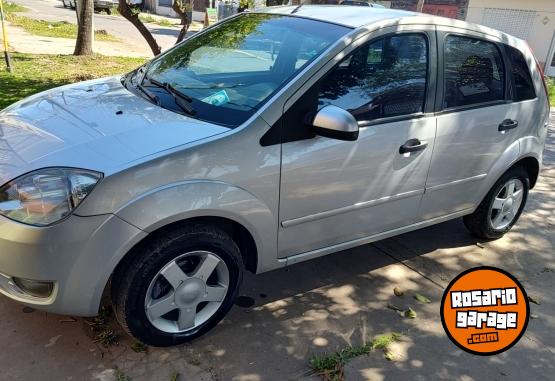 Autos - Ford Fiesta 2004 Nafta 175000Km - En Venta