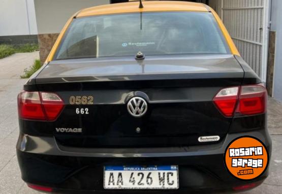 Autos - Volkswagen Voyage 2016 GNC 220000Km - En Venta