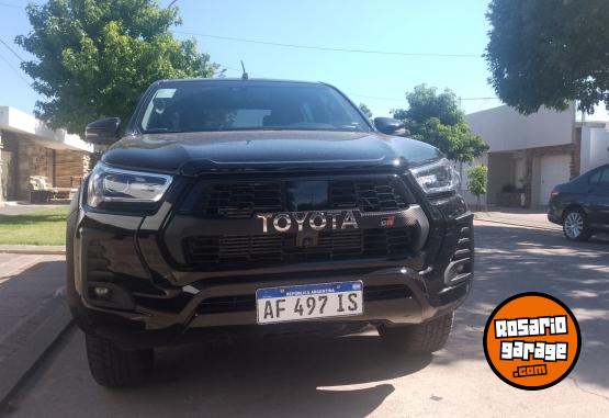 Camionetas - Toyota Hilux gr-s 2022 Diesel 7500Km - En Venta