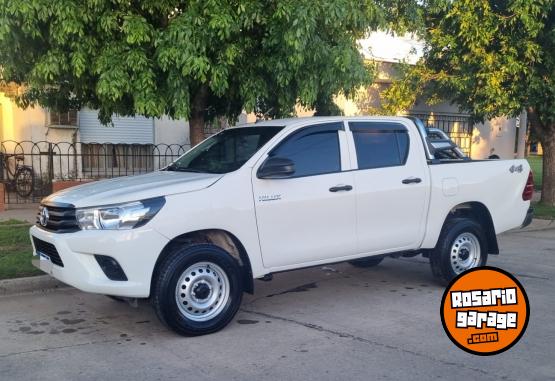 Camionetas - Toyota Hilux Dx 4x4 2020 Diesel 119000Km - En Venta