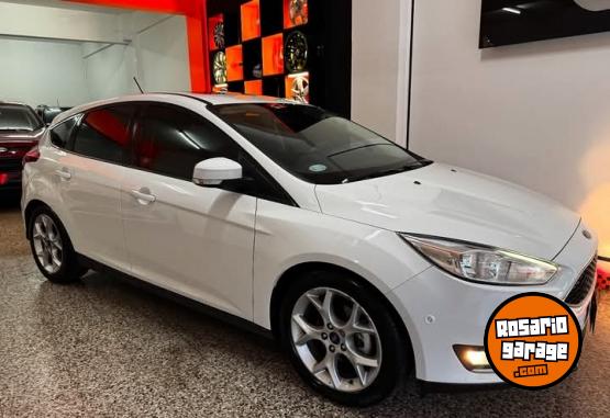 Autos - Ford FOCUS III SE PLUS 2018 Nafta 35000Km - En Venta