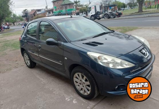 Autos - Peugeot 207 2011 Diesel 194000Km - En Venta