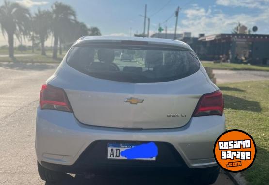 Autos - Chevrolet ONIX LT 2019 Nafta 104000Km - En Venta