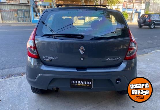 Autos - Renault Sandero 2012 Nafta 124000Km - En Venta