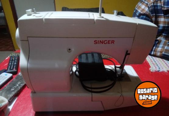 Hogar - Vendo Mquina recta de coser Singer Florencia 62 - En Venta