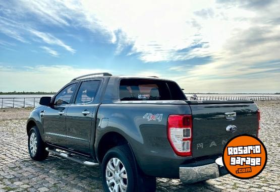 Camionetas - Ford RANGER LIMITED 3.2 2017 Diesel 82000Km - En Venta